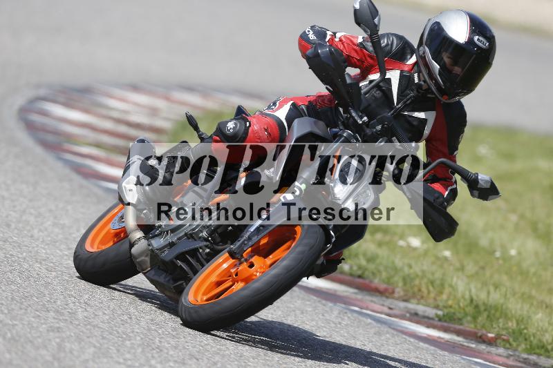 Archiv-2025/09 22.04.2025 Cornu Master School ADR/gruen-vert/36